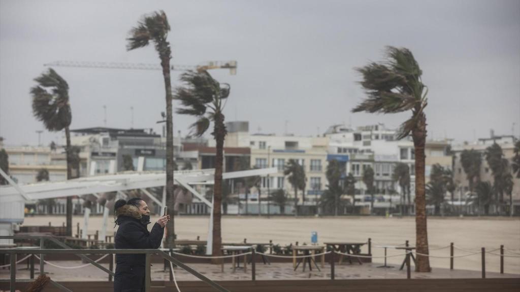 Imagen de archivo de viento en la provincia de Valencia. Rober Solsona / Europa Press