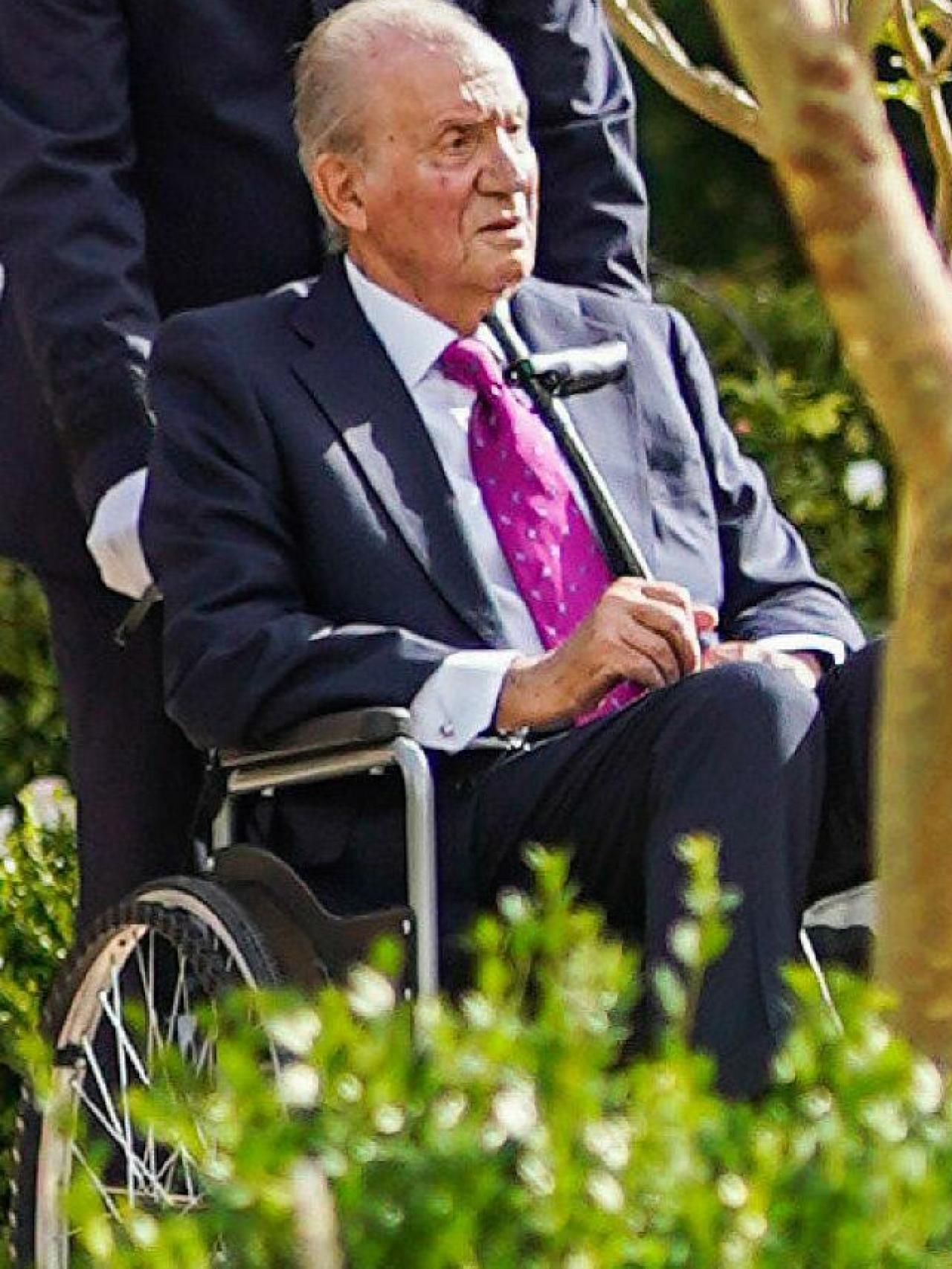Juan Carlos, en una de las pocas ocasiones en las que se le ha mostrado en silla de ruedas.