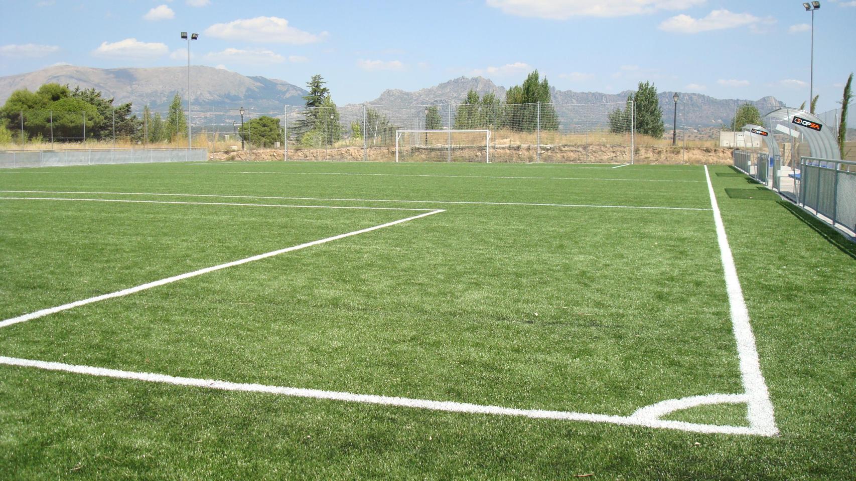Campo de fútbol de archivo.