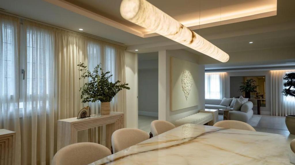 El comedor de Georgina Rodríguez en su casa de Serrano en Madrid.