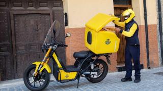 Un repartidor de Correos.