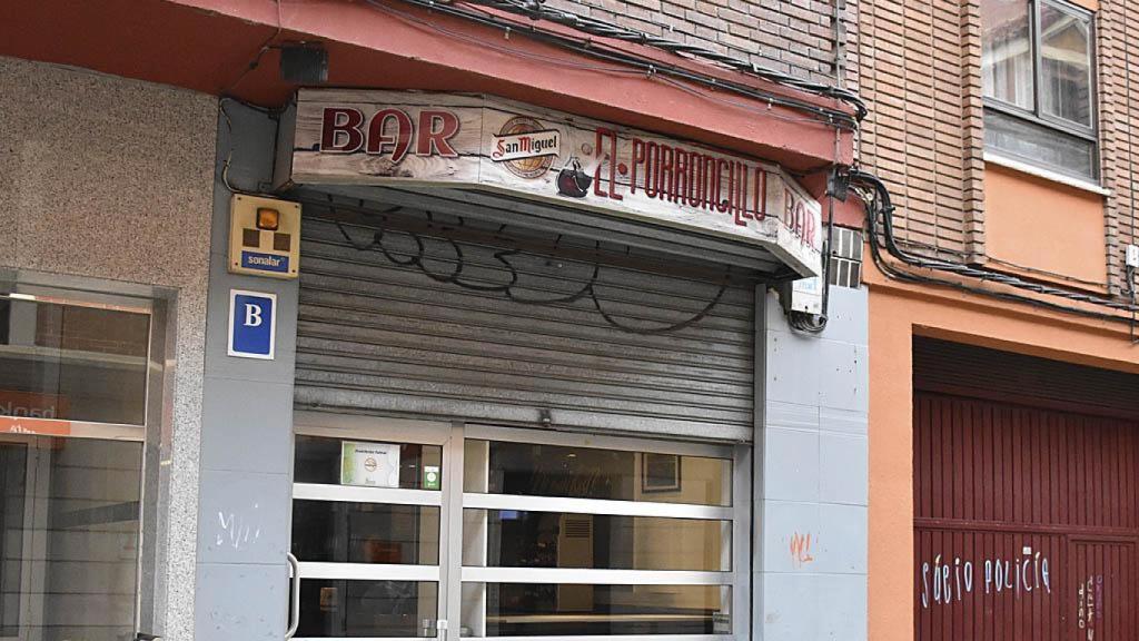 El exterior del Bar El Porroncillo.