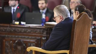 El médico y la enfermera en la primera jornada del juicio.