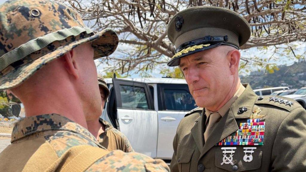 El general Francis L. Donovan es el jefe de las fuerzas estadounidenses en Latinoamérica y el Caribe.
