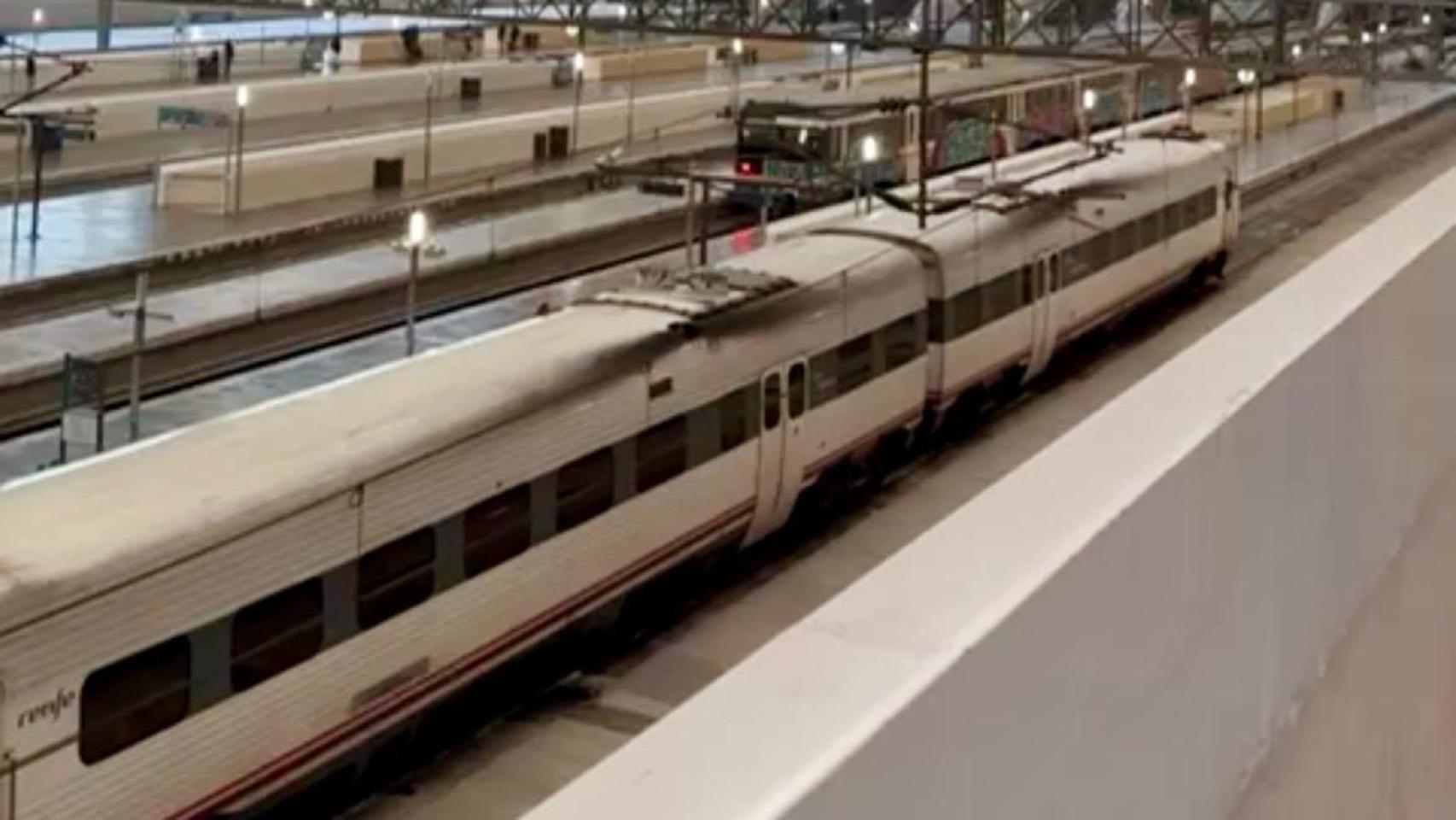 Cercanías en la estación Delicias de Zaragoza