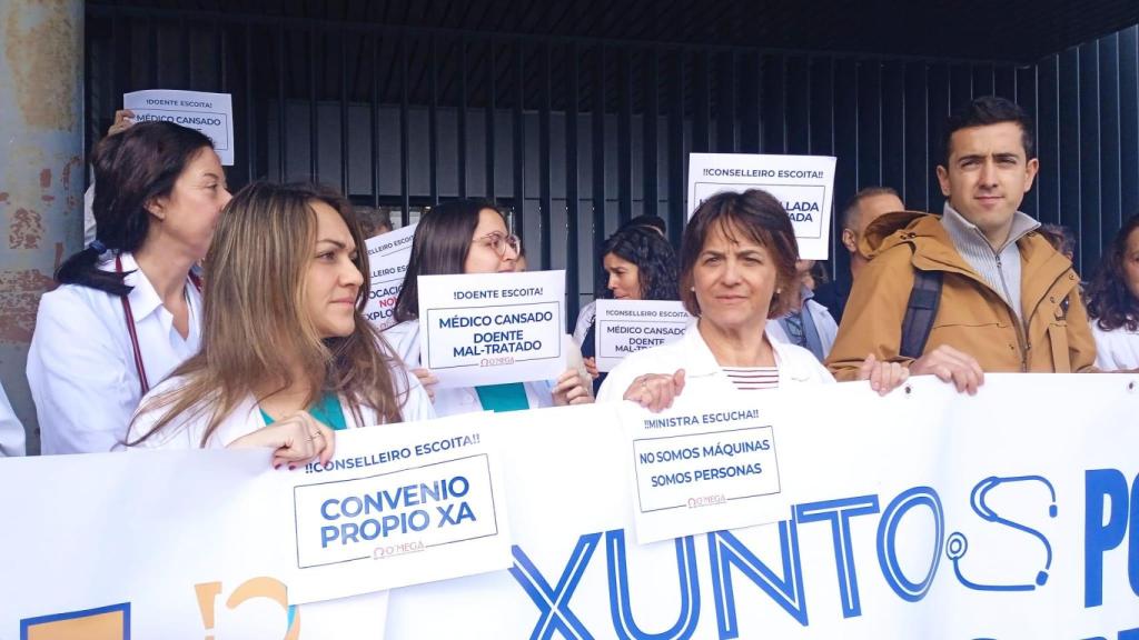 Protesta de médicos en el CHUAC de A Coruña