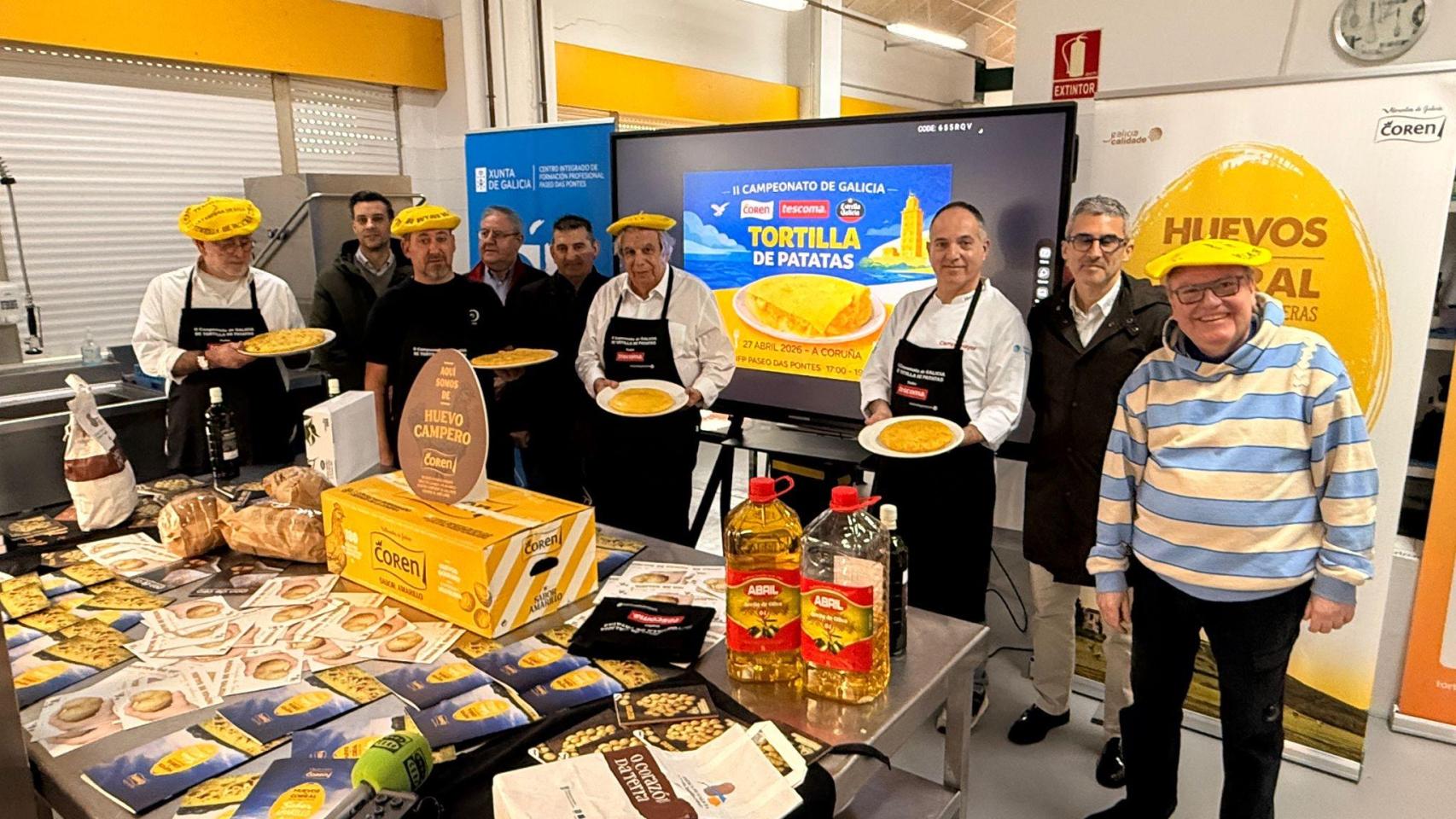El CIFP Paseo das Pontes ha acogido esta mañana el acto oficial de presentación del II Campeonato de Galicia de Tortilla de Patatas