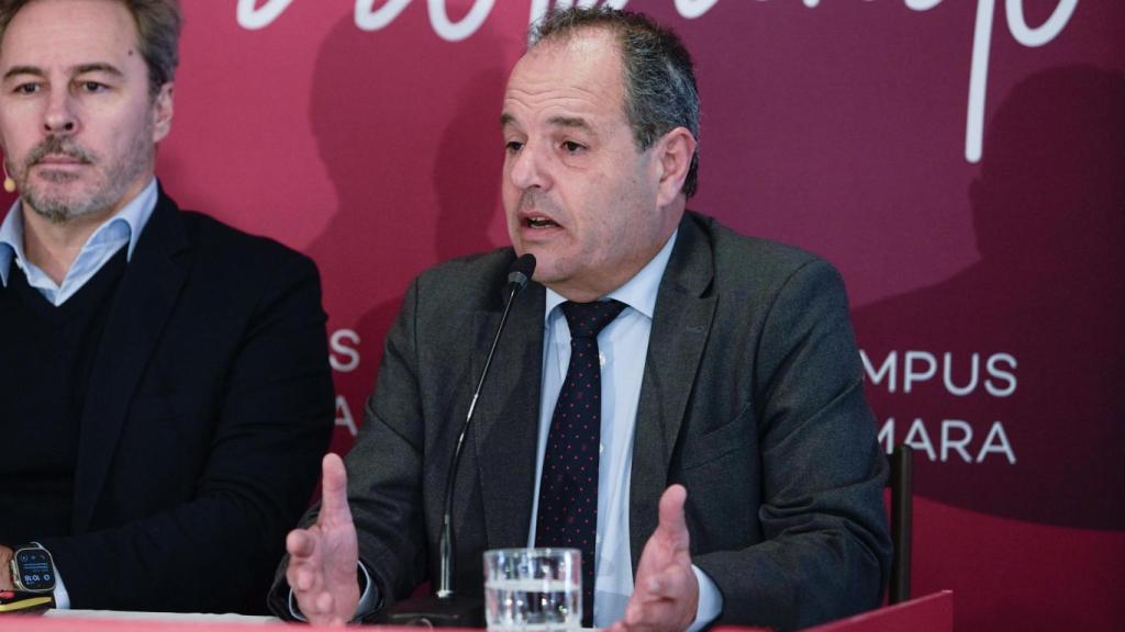 Dimas Gimeno y Carlos Baño, en la Conferencia Circular del primero, en Elche.