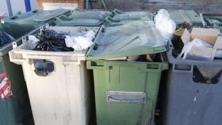 Contenedores de basura.