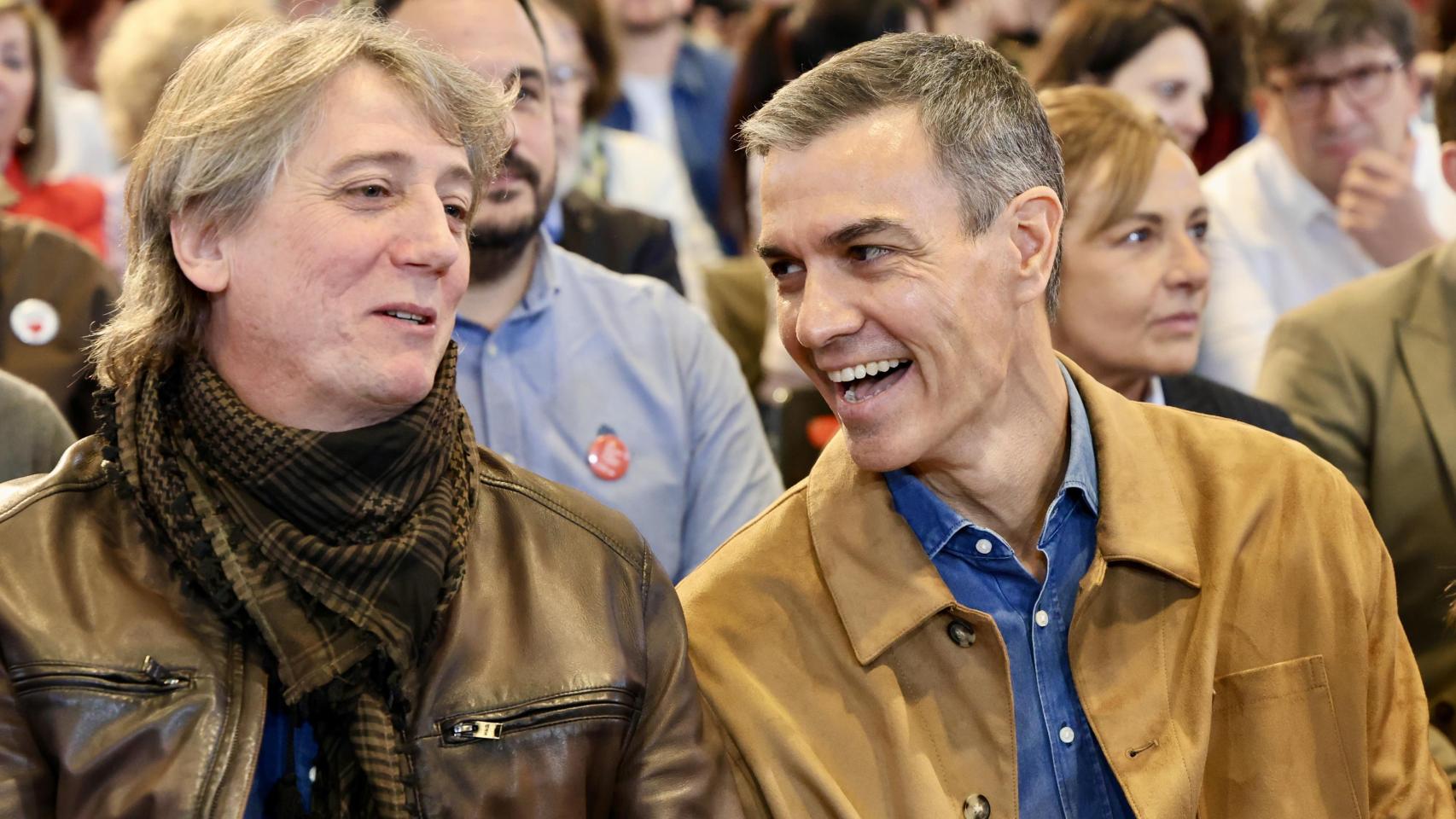El presidente del Gobierno, Pedro Sánchez, clausura de las Jornadas del PSOE ''Atrévete a construir futuro en Castilla y León'', junto al secretario general del PSOECyL y candidato a la Presidencia de la Junta, Carlos Martínez