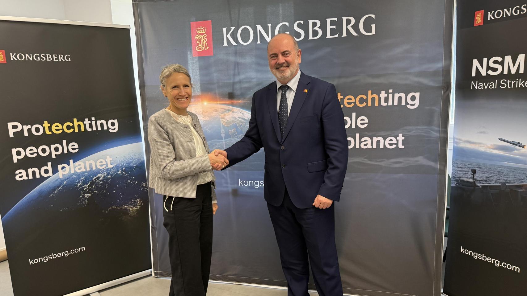 Celebración del acuerdo entre Kongsberg y Mades
