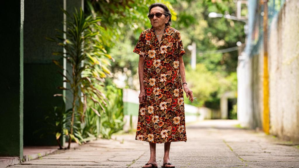 Doña Sebastiana en 'El agente secreto'