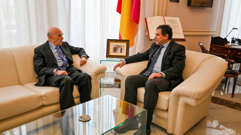 Reunión de Rafael Torres y de Miguel Ángel Valverde. Foto: Diputación de Toledo.