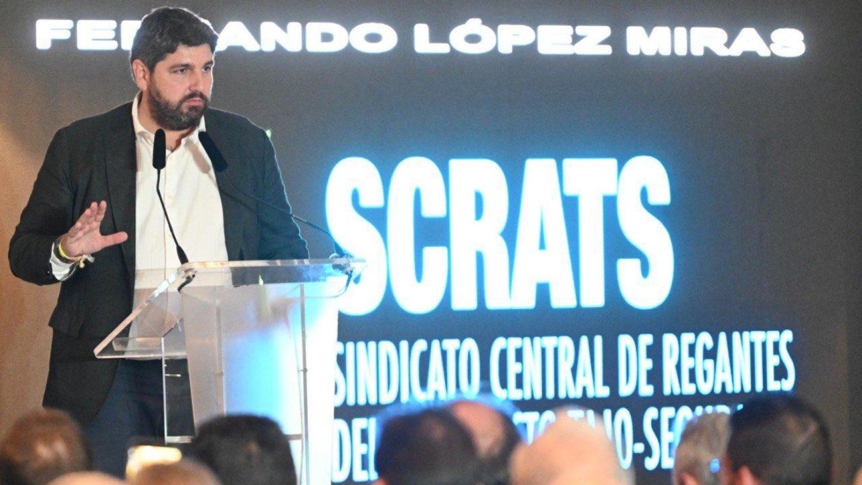 López Miras, este jueves, en la asamblea del Scrats celebrada en Jumilla.