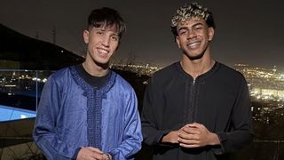 Lamine Yamal, junto a su amigo Souhaib dando inicio al Ramadán de 2026