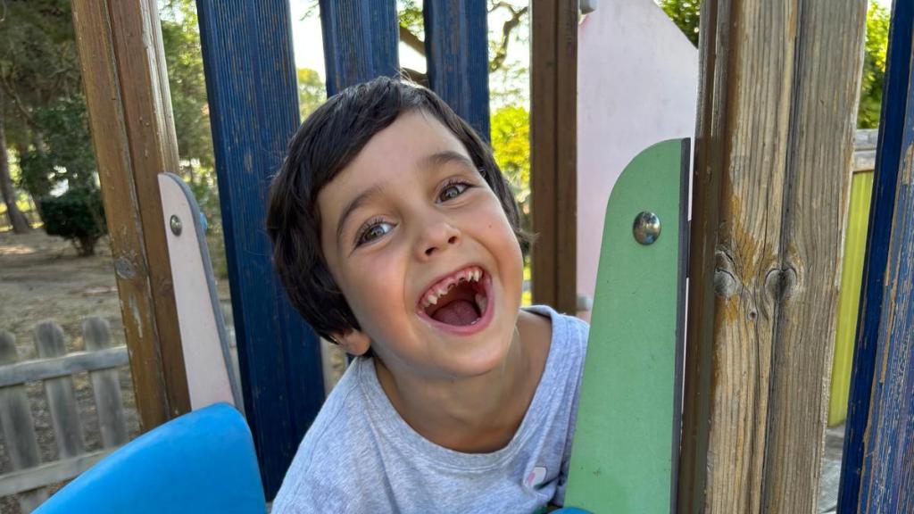 Julio Orte, de 4 años, que padece cefalopatía epiléptica