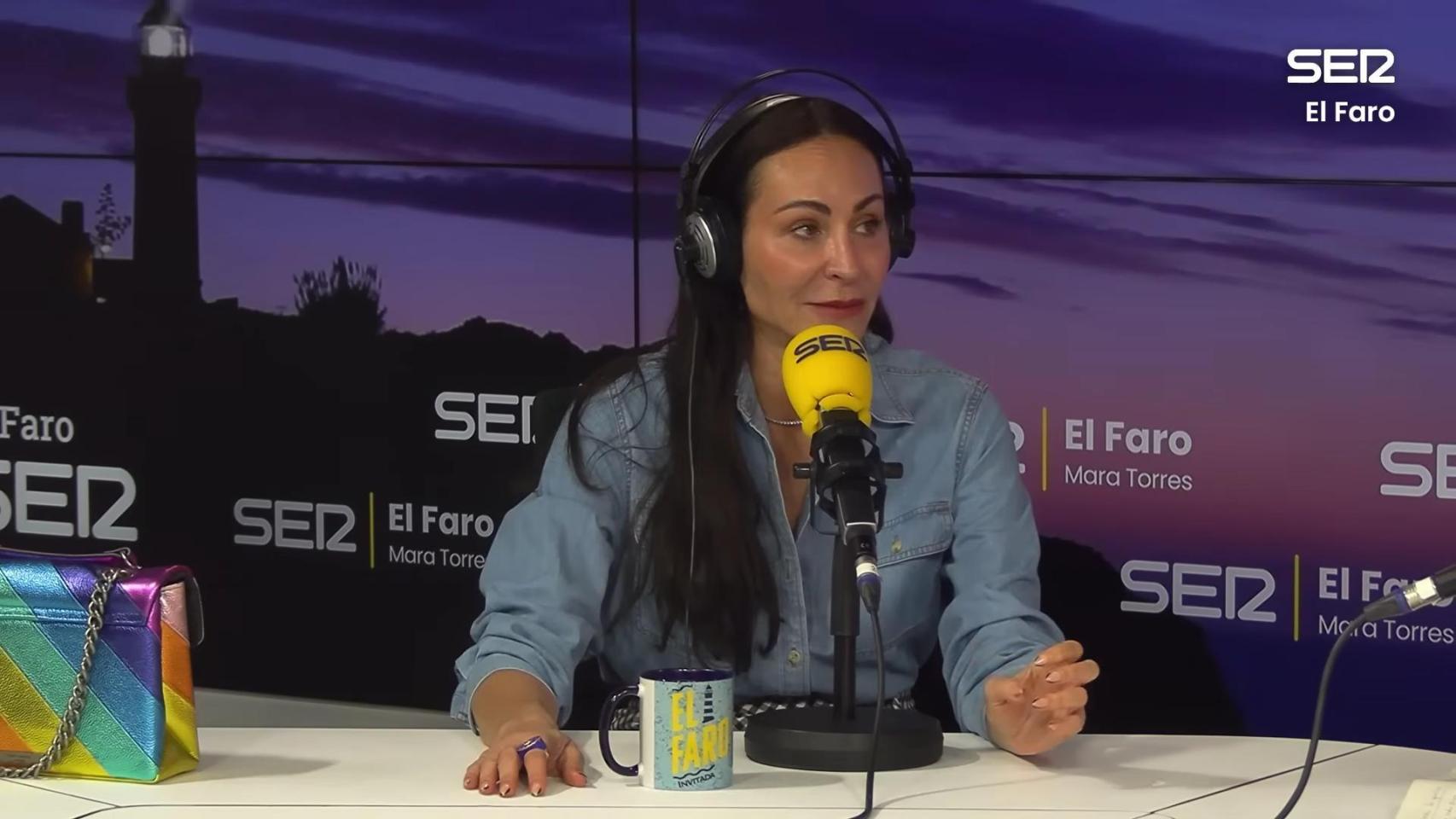 Ana Milán durante su entrevista en el programa El Faro de la Cadena SER.