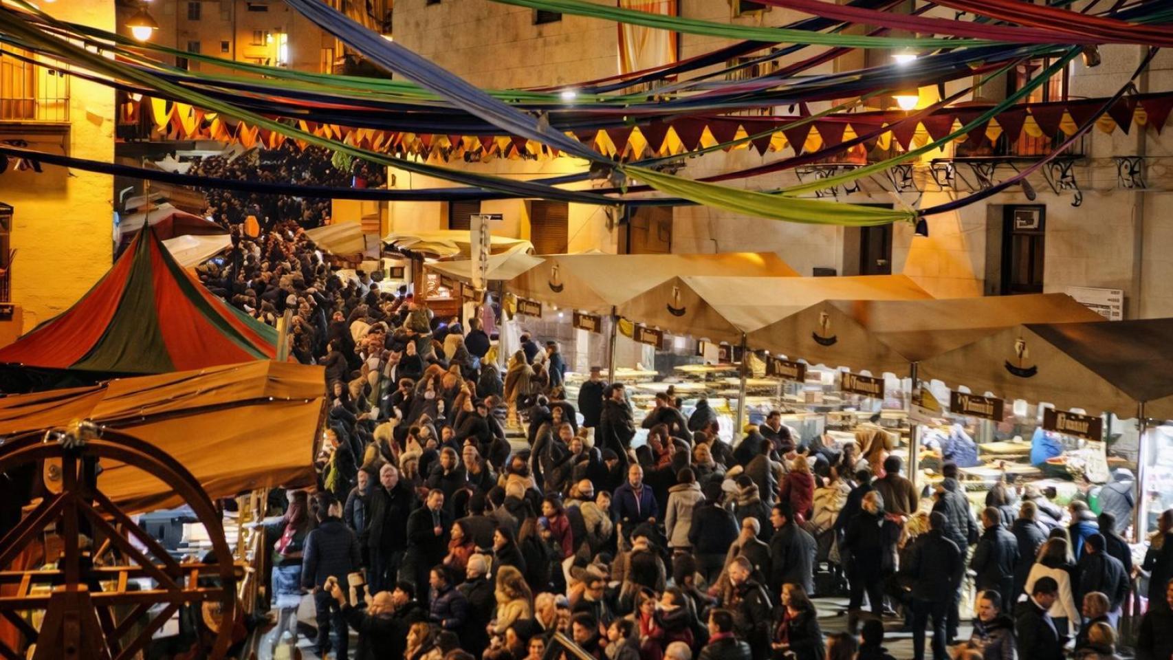 Mercadillo medieval. EE