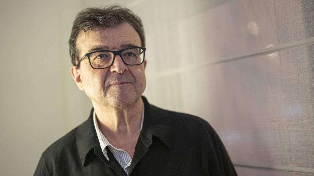 Javier Cercas durante la entrevista con EL ESPAÑOL.