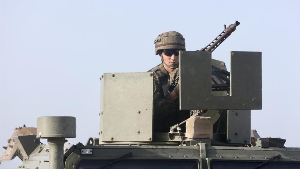 Militares