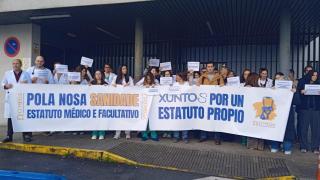 Movilización llevada a cabo hoy por médicos y facultativos