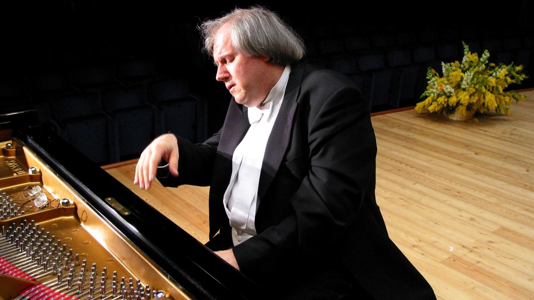 El pianista Gregori Sokolov. Foto: Vico Chamla