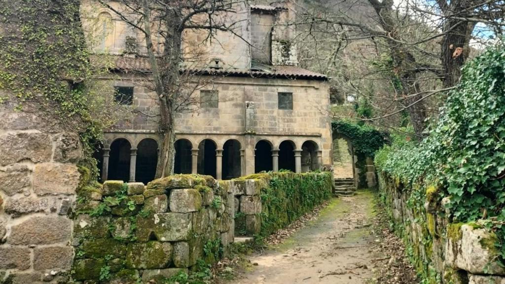 Claustro del Monasterio de Santa Cristina de Ribas de Sil