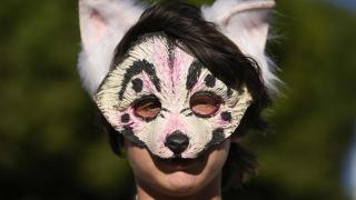Fin (nombre ficticio), un joven de 17 años de Sant Feliu de Llobregat (Barcelona), que se identifica con un lobo gris albino.