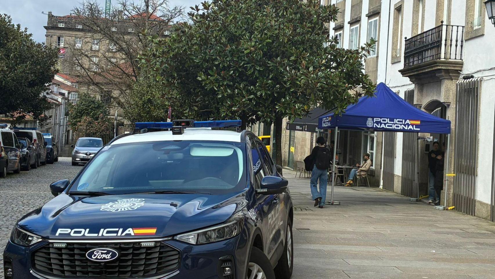 La Policía Nacional reanuda la realización de los trámites de extranjería en Santiago