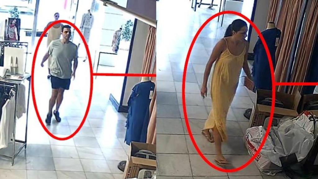 Felipe junior, y su hermana, Rosario, grabados por las cámaras de seguridad de la tienda de su padre.