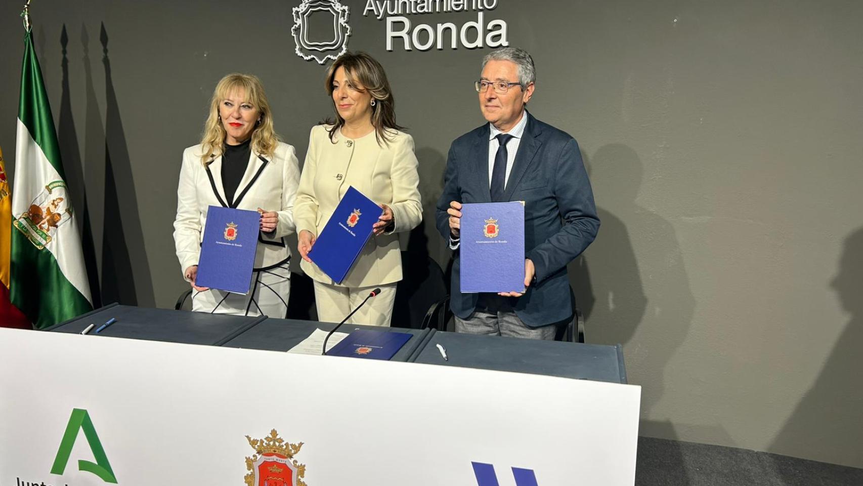 Firma del protocolo.