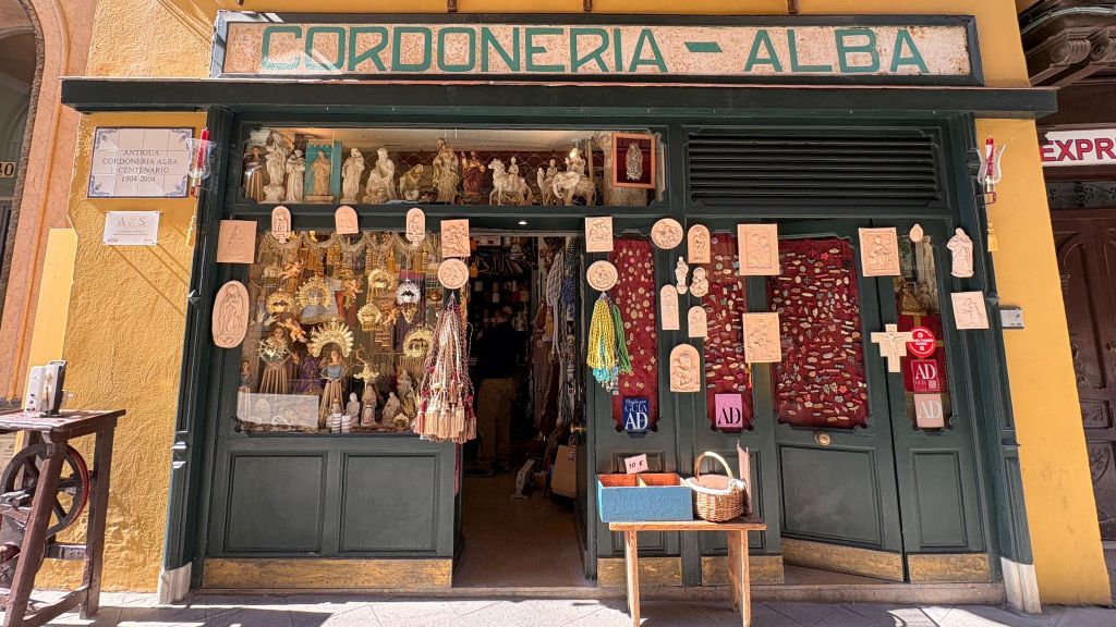 Cordonería Alba.