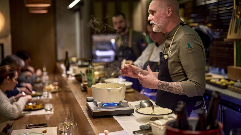 Rodrigo de la Calle convierte su restaurante de alta cocina en una arrocería (a mediodía): Me dejé empujar y la bola ya va sola