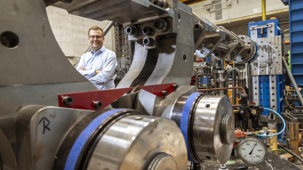 Martin Leitner en otro de los bancos de pruebas del CB-Lab