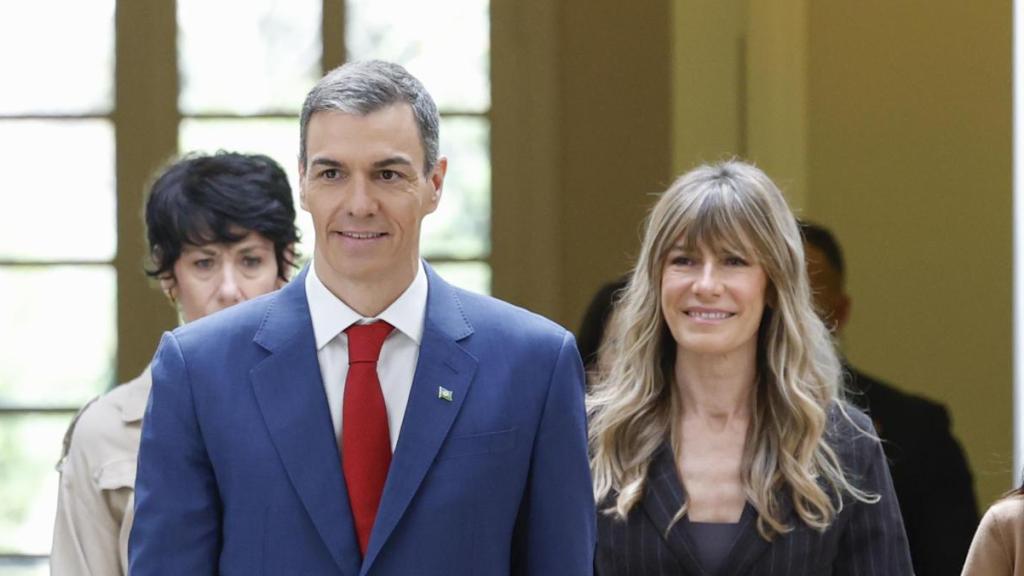 Begoña Gómez, junto al presidente del Gobierno, Pedro Sánchez, en un acto reciente en Moncloa.