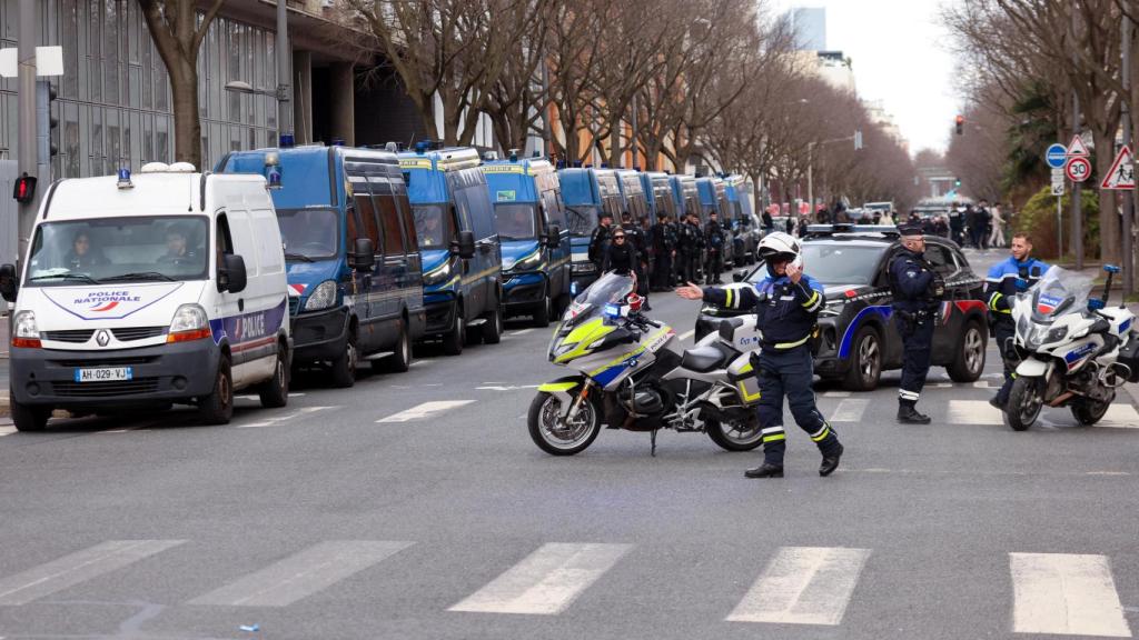 Police device in Lyon before the tribute to the young activist, Quentin Deranque.