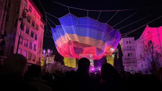 La obra 'Earthtime 1.26', en la plaza San Juan de los Panetes.