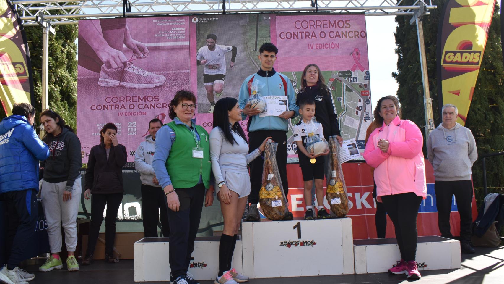 Más de 1.000 participantes corren contra el cáncer en Mos (Pontevedra)