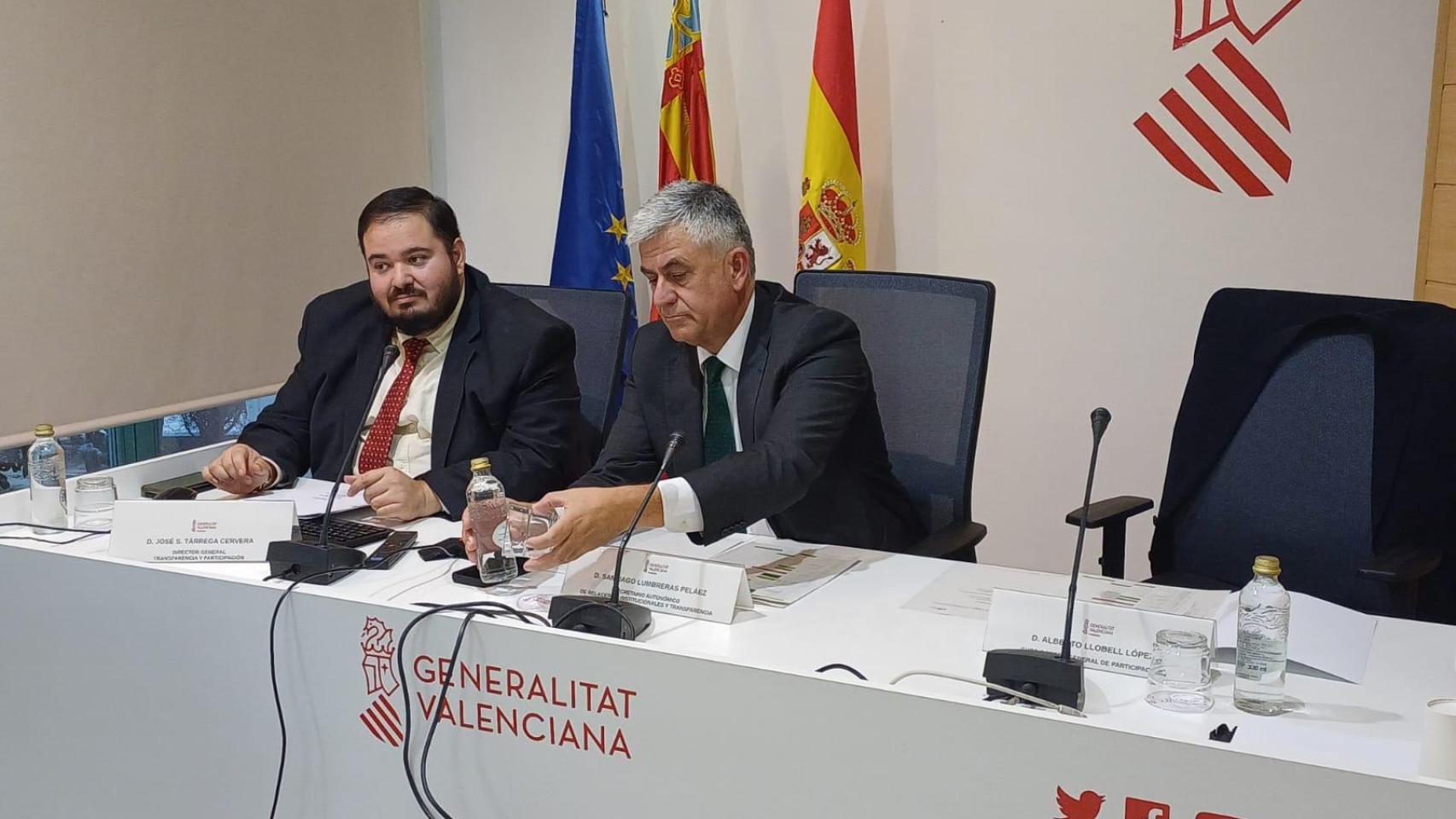 José Tárrega, a la izquierda, junto al que fuera secretario autonómico Santiago Lumbreras. GVA