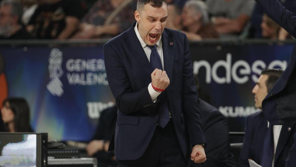 Galbiati, con el puño cerrado.