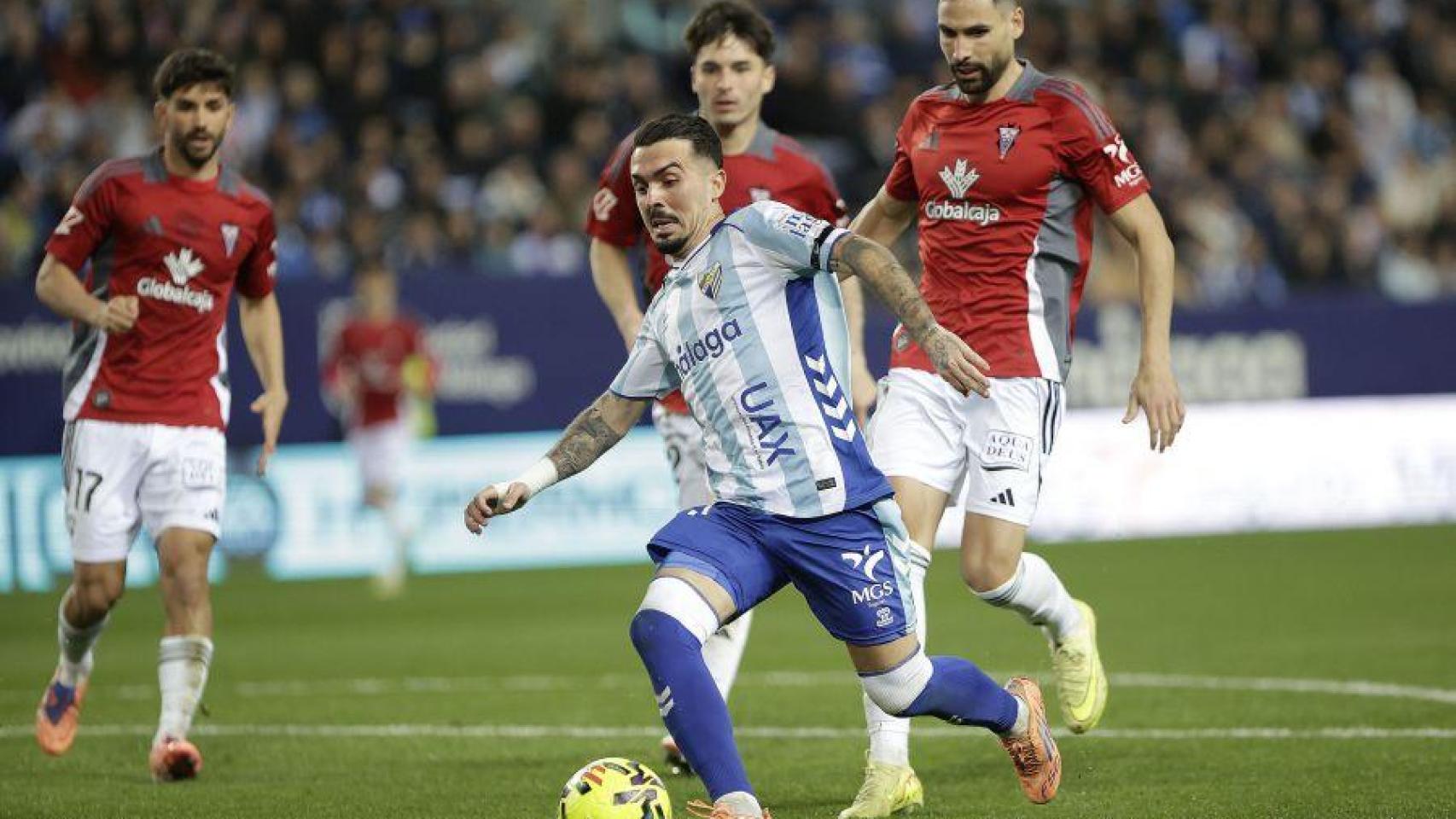 Joaquín durante el Málaga CF vs. Albacete Balompié de Segunda División