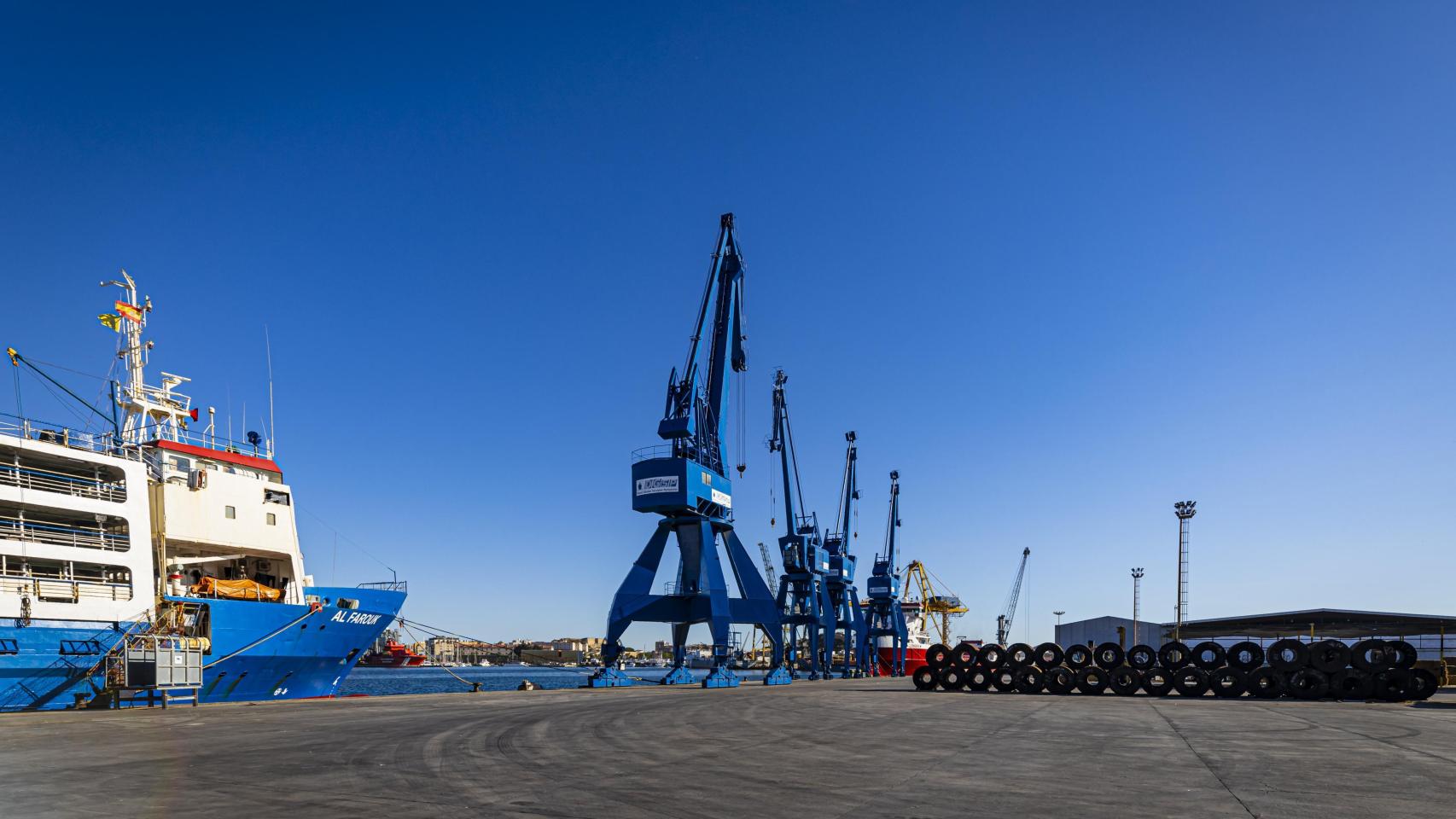 Muelle de San Pedro del Puerto de Cartagena, en el que la APC renovará el pavimento para mejorar la seguridad y eficiencia logística.