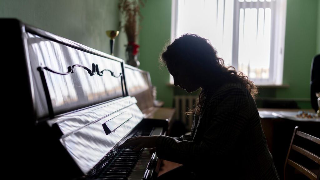 El piano ayuda a Veronika a resistir cuatro años de guerra.
