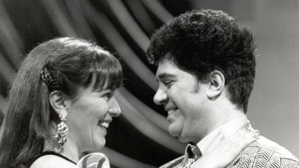 Carmen Maura and Almodóvar. Photo: Academia de Cine