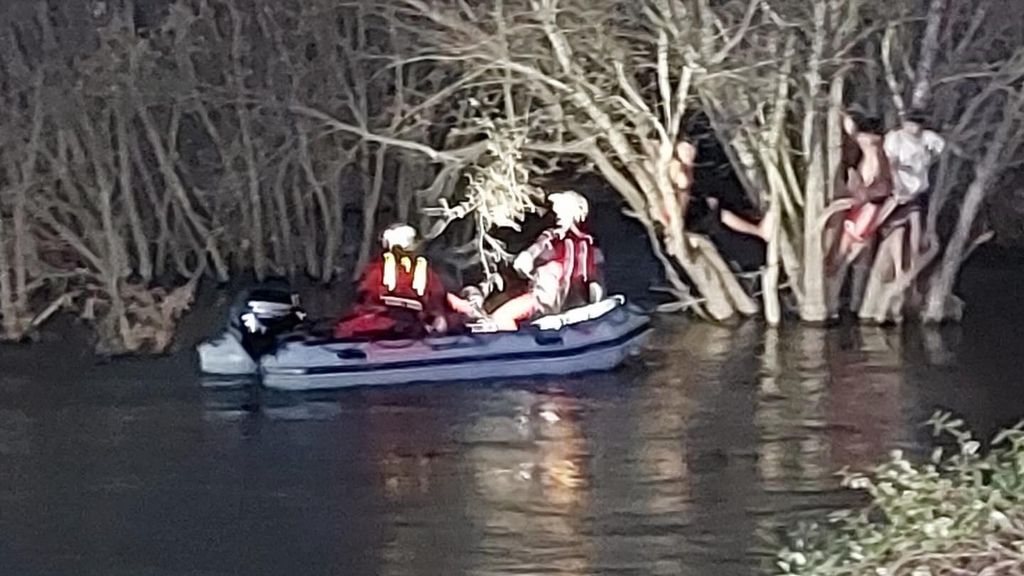 Momentos del rescate llevado a cabo en Escalona (Toledo).