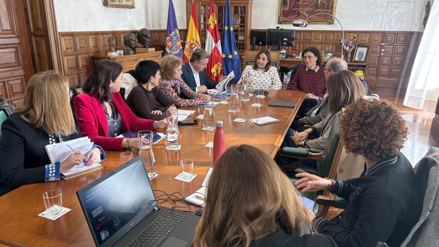Reunión de seguimiento del PASS de Veolia y el Ayuntamiento de Palencia.