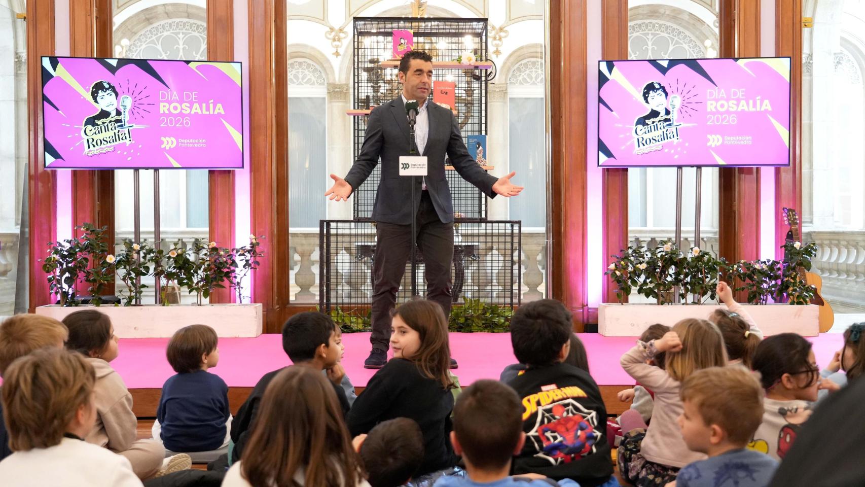 La Diputación de Pontevedra presenta la nueva edición del certamen escolar Canta Rosalía