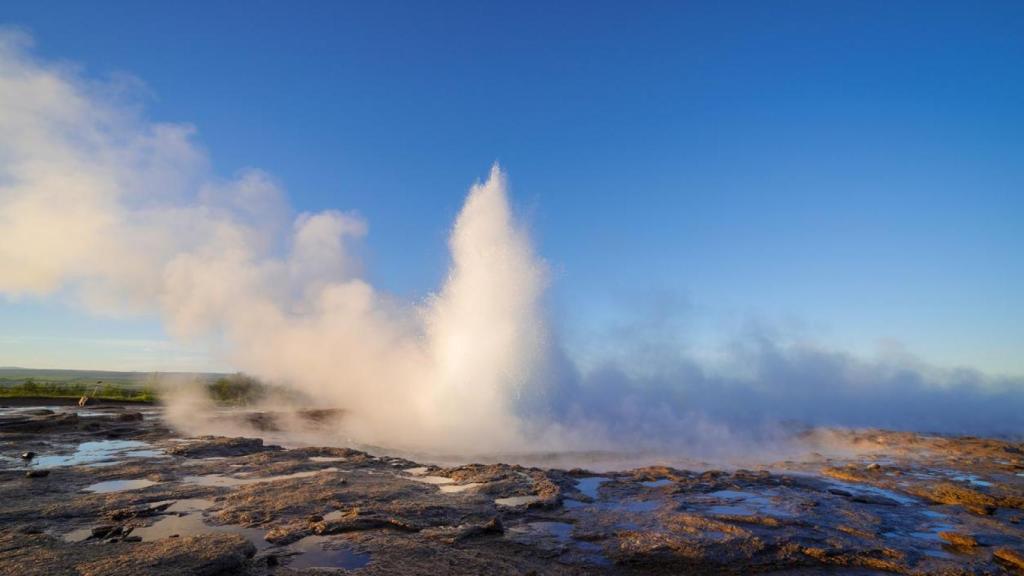 El Gran Geysir en Islandia.