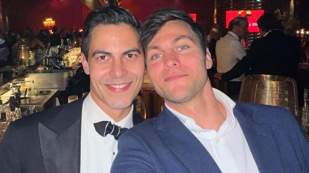 La pareja en una fotografía de sus redes sociales.