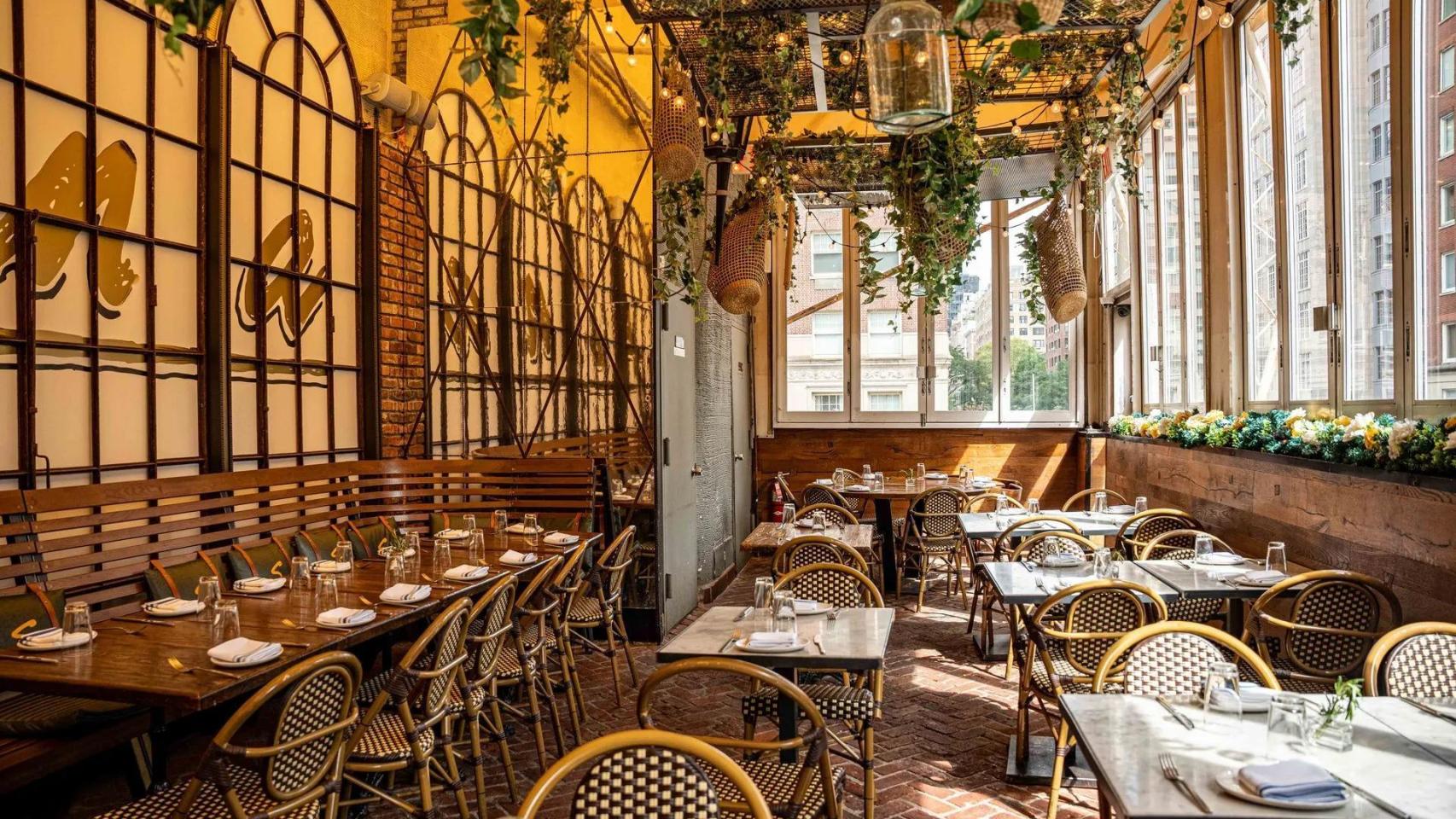 El restaurante Fabulous Pizza 79th del grupo Serafina en Nueva York.